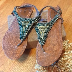 NICOLE sz 9 Beaded Thong Sandals Adjustable Strap Gold Platinum + Rhinestone